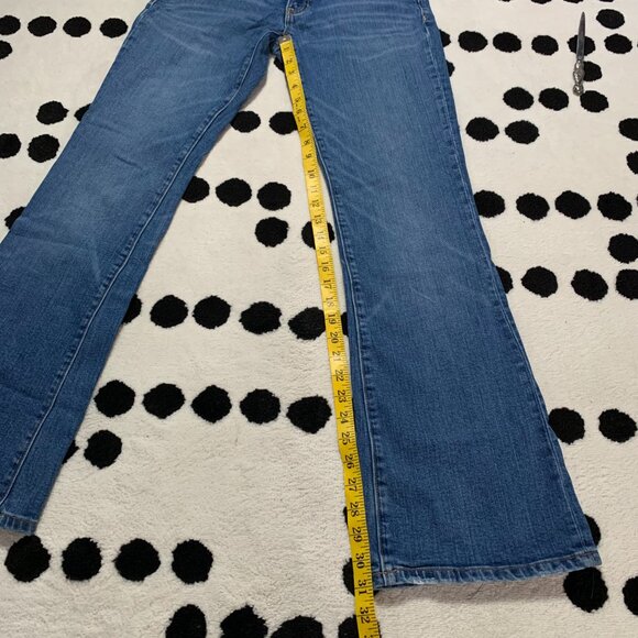 Vintage Y2K Gap I'm Curvy Low Rise Bootcut Medium Wash Denim Flare Jeans - Picture 12 of 13